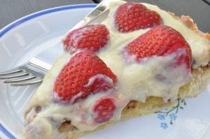 Jordbærtærte med marcipan - jordbærkage med mazarin