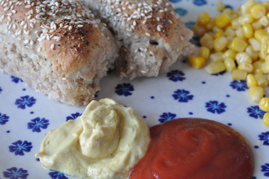 Pølsehorn med havregryn & rugmel - opskrift