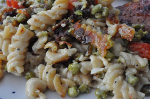 Pasta i ovn med kylling & fløde - nem one pot