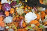 dsc_2157 • nogetiovnenstaging.com One pan pasta med kylling & grøntsager - opskrift