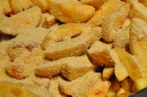 Kartoffelbåde med rasp og tacosauce - lækre