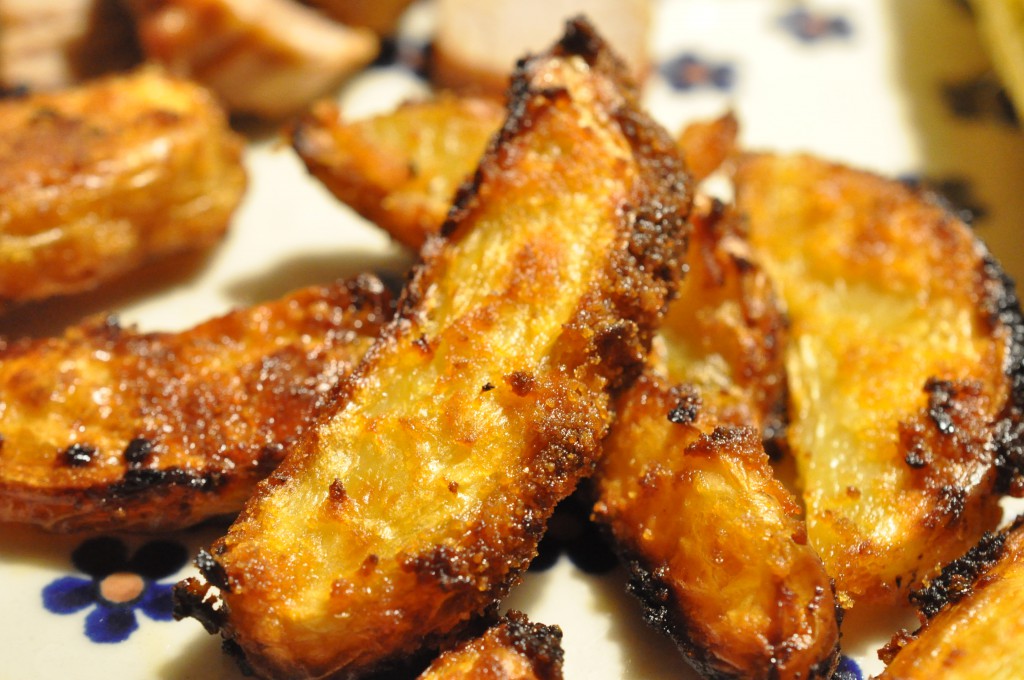 Ovnbagte krydderkartofler med tacosauce og rasp