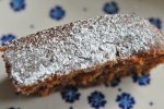 Krydderkage med æblemos og gulerødder - fedtfattig og lækker