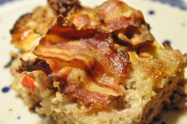 Farsbrød med feta, peberfrugt og bacon