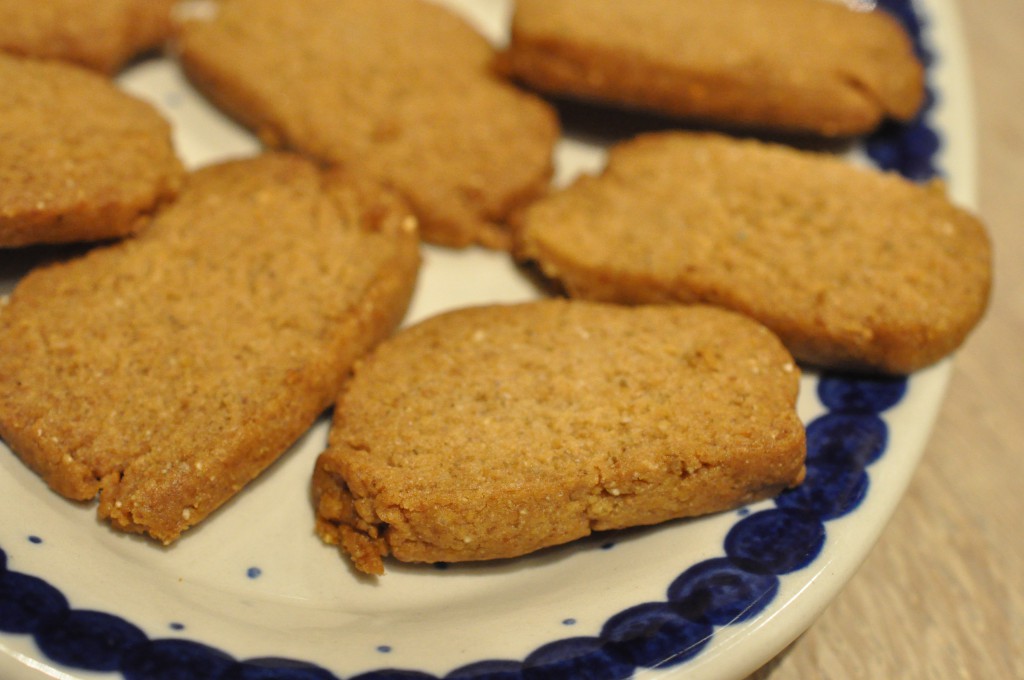Ingefærkager med sirup og rugmel sprøde og nemme