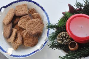 Kardemomme småkager med kanel - opskrift