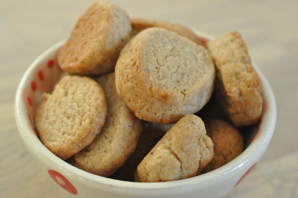 Pebernødder - julens bedste med muskatnød og kardemomme