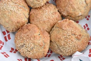 Grove scones m. rugmel & havregryn - uden gær