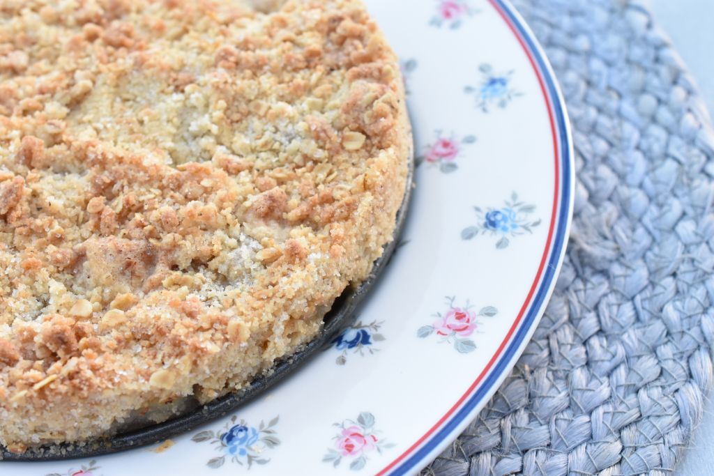 Pærecrumble med kardemomme og ingefær