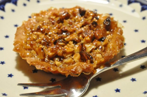 Toscakager med nøddetopping - små, sprøde og lækre