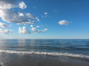Forårssolen dansede - flere glade sommerhus skriblerier