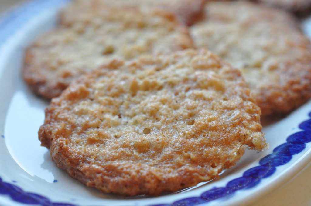 Havreflarn med sirup - lækre sprøde havregrynssmåkager