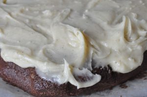 Chokoladekage med smørcreme - opskrift