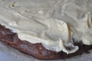 Chokoladekage med smørcreme - opskrift