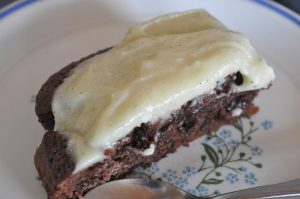 Chokoladekage med smørcreme - opskrift