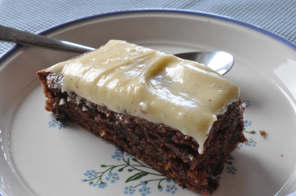 Chokoladekage med smørcreme - nem, lækker og svampet