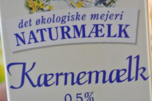 Gulerodskage med olie og flødeostecreme