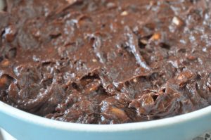 Verdens bedste brownie med mandler og chokolade - opskrift