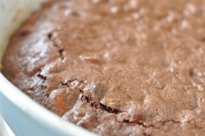Verdens bedste brownie med mandler og chokolade - opskrift