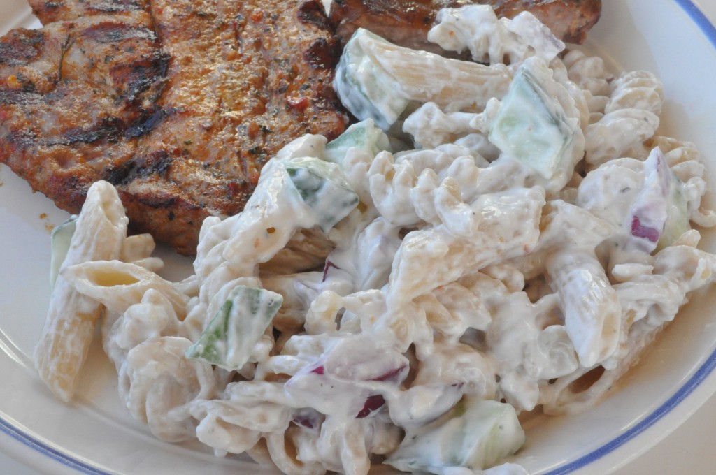 Pastasalat med skyr - sund og lækker opskrift