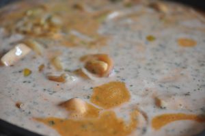 Kalkungryde med paprika, fløde & tomat