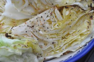 Grillet spidskål med citron - lækkert grillet grønt