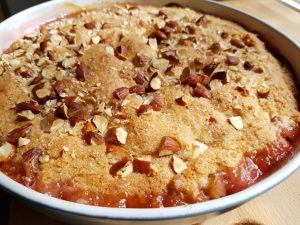 Rabarber crumble med kokos og mandler