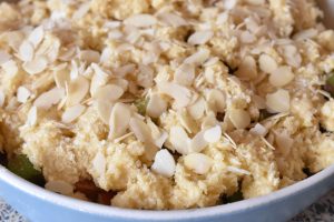 Rabarber crumble med kokos og mandler