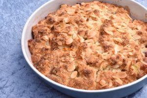 Rabarber crumble med kokos og mandler