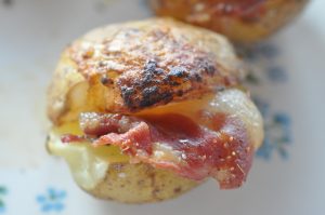 DSC_5468 • nogetiovnen.dk Baconkartofler - små kartofler i ovn med bacon