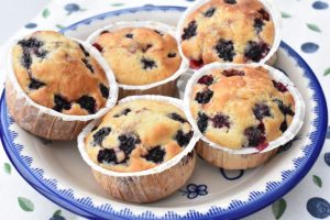DSC_3298 • nogetiovnen.dk Brombærmuffins - lækre muffins med brombær