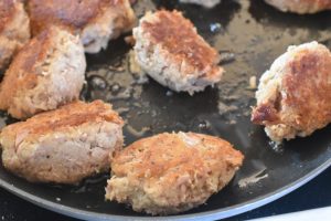 DSC_0858 • nogetiovnen.dk Tunfrikadeller opskrift – frikadeller af tun