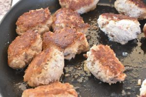 DSC_0860 • nogetiovnen.dk Tunfrikadeller opskrift – frikadeller af tun