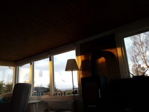 Sommerhuslykke, natlig hundeterror og sofaslumren