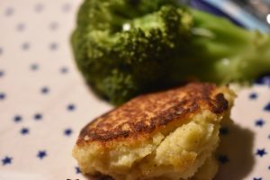 DSC_0279 • nogetiovnen.dk Kartoffelfrikadeller af stegt kartoffelmos