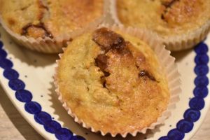 Bananmuffins med Yankie Bar - nemme, svampede og lækre