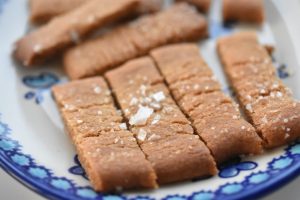 DSC_0343 • nogetiovnen.dk Karamelsnitter med flagesalt - søde, sprøde og lækre