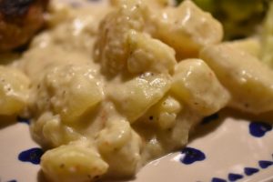 Flødekartofler i gryde - nemme og cremede