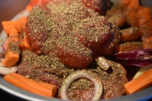 Culottesteg med tomatsauce i crockpot - mør og lækker