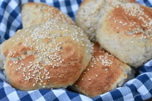 DSC_0420 • nogetiovnen.dk Burgerboller opskrift - nemme hurtige & grove