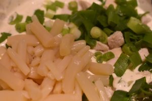 Hønsesalat på ananasring - god kyllingesalat