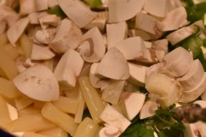 Hønsesalat på ananasring - god kyllingesalat