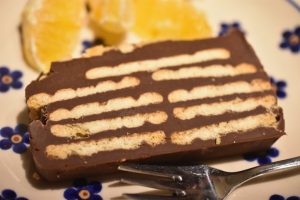 Kiksekage med kondenseret mælk og appelsin