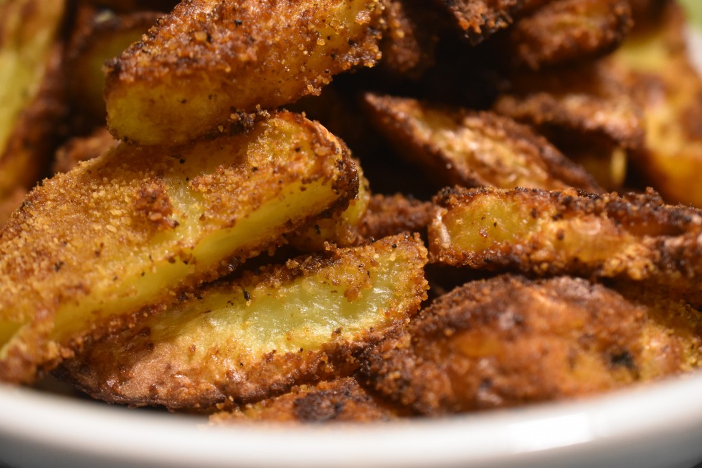 Pommes frites med rasp og krydderi - sprøde og SÅ lækre