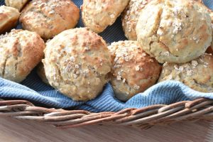 Scones med havregryn - opskrift på sunde grove scones