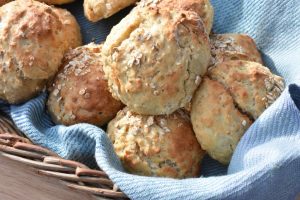 Scones med havregryn - opskrift på sunde grove scones