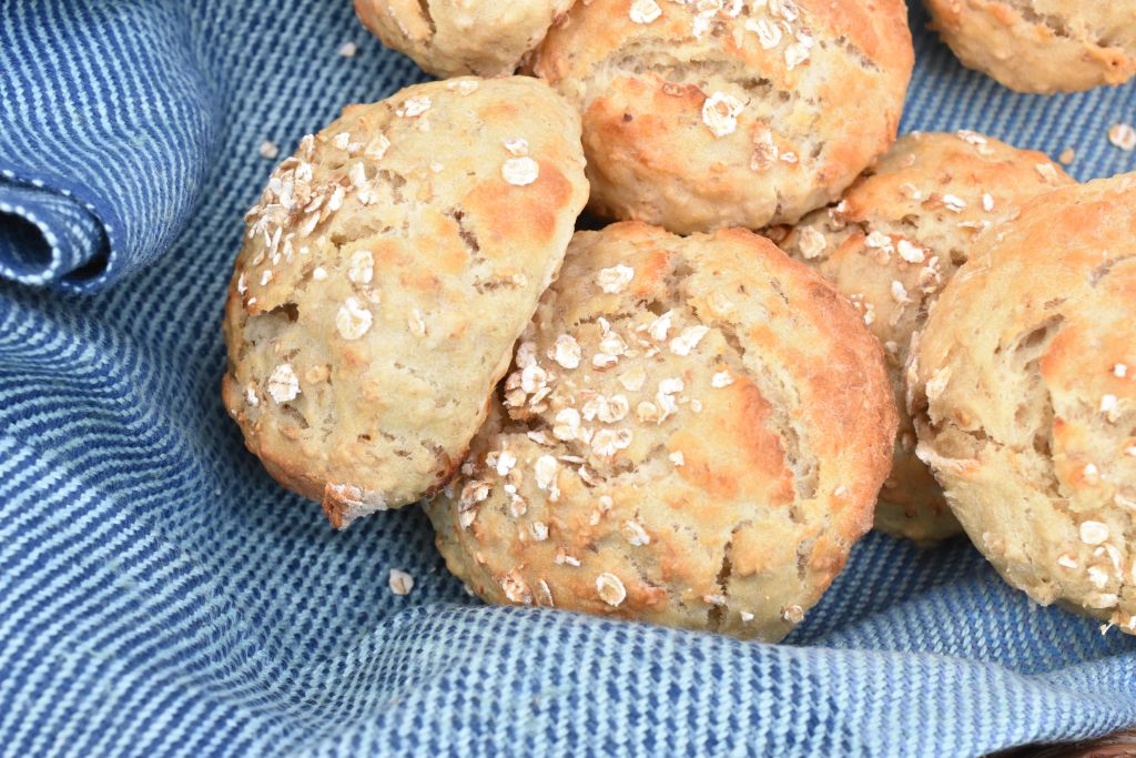 Scones med havregryn - opskrift på sunde grove scones