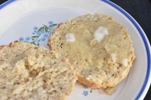 Scones med havregryn - opskrift på sunde grove scones