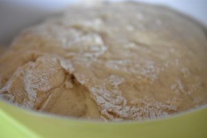 Kanelsnegle i fad - opskrift på kanelsneglekage