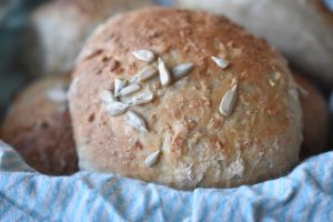 DSC_1212 • nogetiovnen.dk Grovboller med havregryn - nemme, bløde og lækre